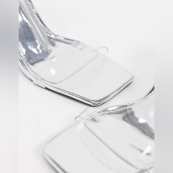 Public desire wide fit April heels in silver US size 6 - Picture 4 of 5